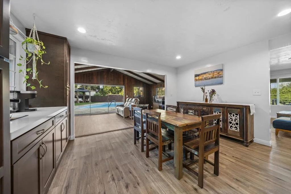 1780 Grove Rd, El Cajon, California 92020 home-pic-36